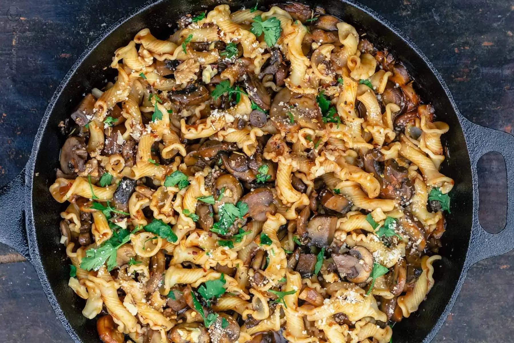 Pasta with Cheese and Mushrooms